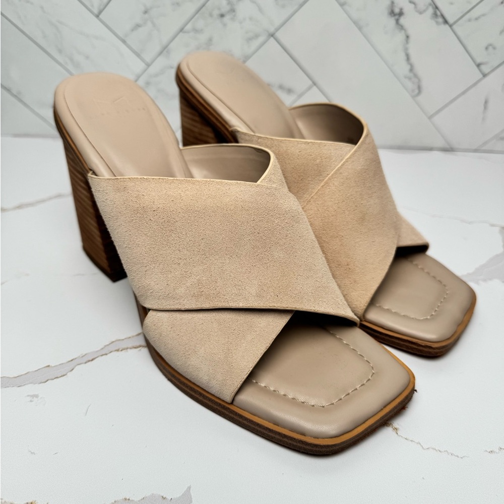 Marc Fisher Barli Heeled Slide Sandal in Natural Suede 8.5